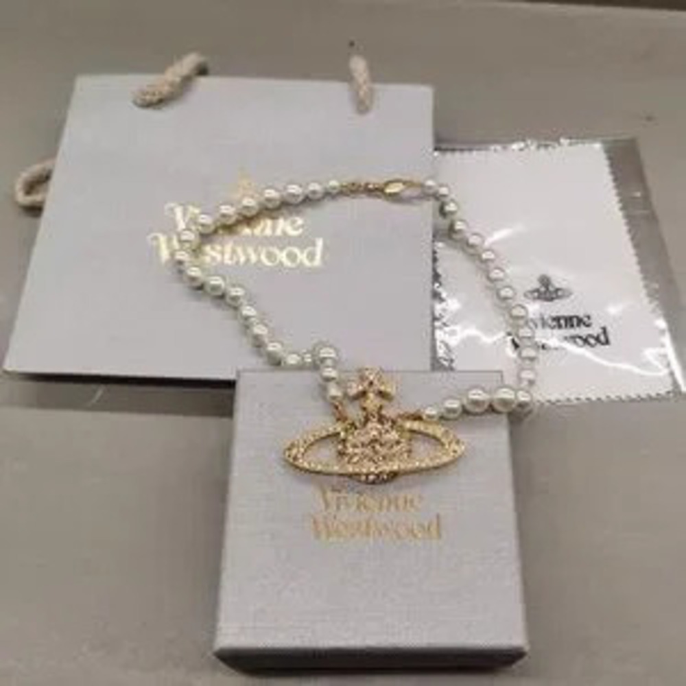 Vivienne Westwood LARGE Bas Relief Pearl Necklace New